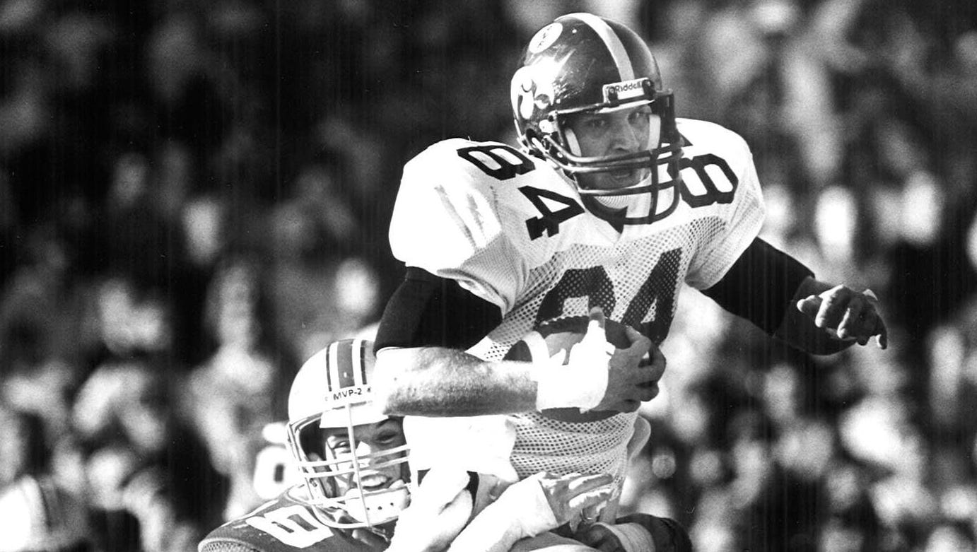From 1989: Iowa tight end Marv Cook runs upfield in the Hawkeyes' 28-0 loss at Ohio State.