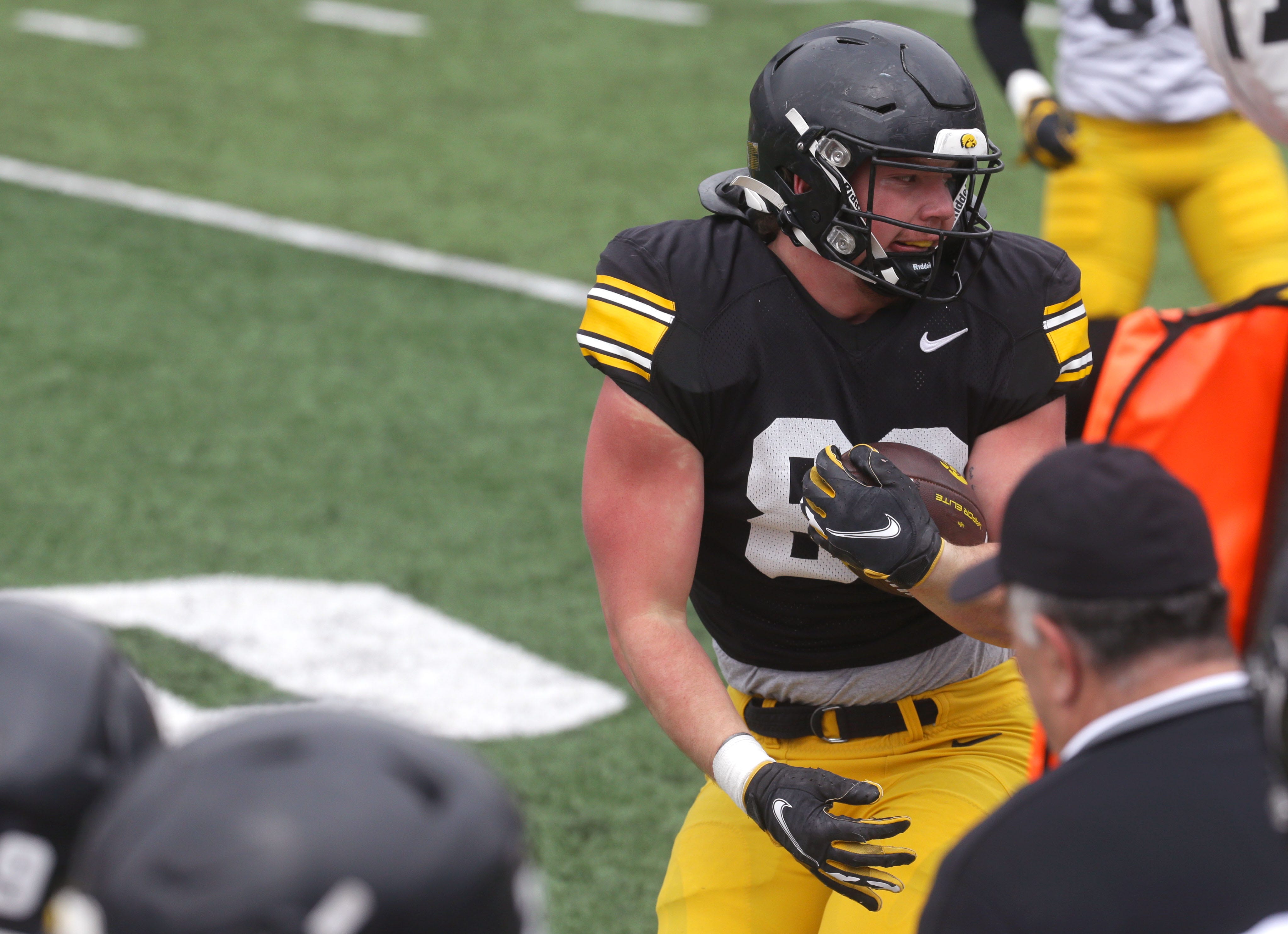Iowa Hawkeyes tight end Johnny Pascuzzi (82) makes a catch during an open spring practice Saturday, April 20, 2024 at Kinnick Stadium in Iowa City, Iowa.